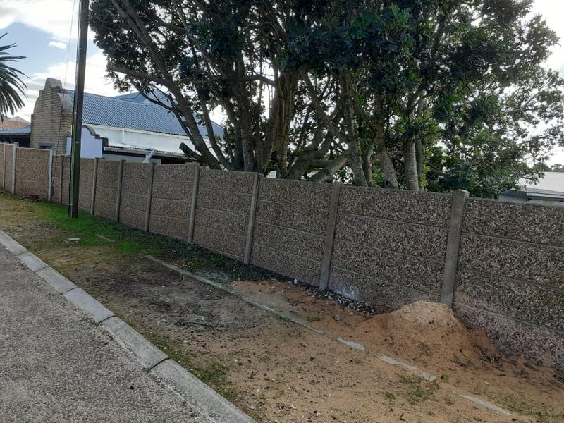 2 Bedroom Property for Sale in Albertinia Western Cape